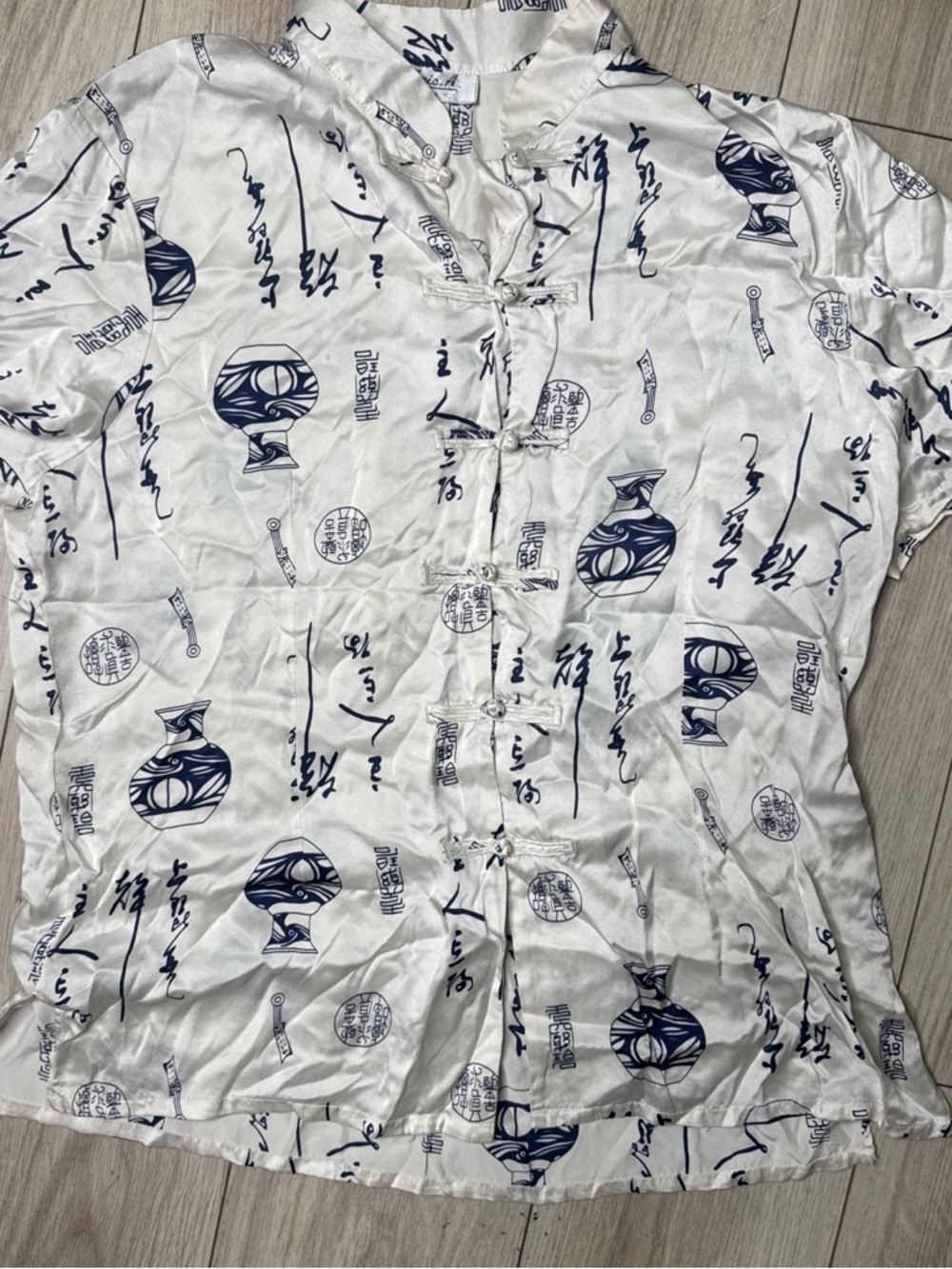 Anis A. White & Navy Short-Sleeve Mandarin Collar Shirt